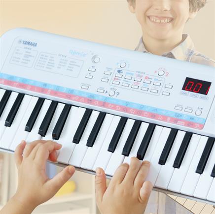 雅马哈（YAMAHA）PSS-E30多功能电子琴初学者成年儿童入门音乐电子琴 小男女孩宝宝迷你音乐玩具生日礼物499元