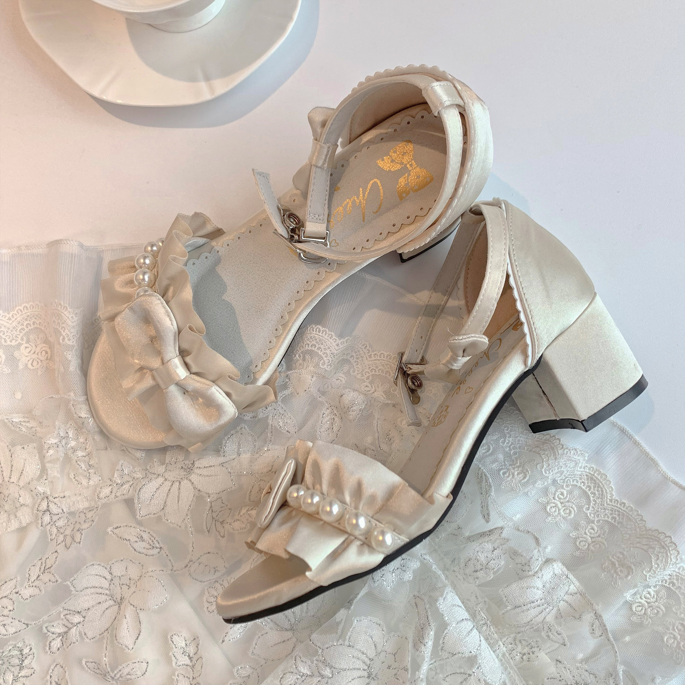 贝拉拉现货芝士芒芒物语原创百搭露趾凉鞋中低跟优雅lolita