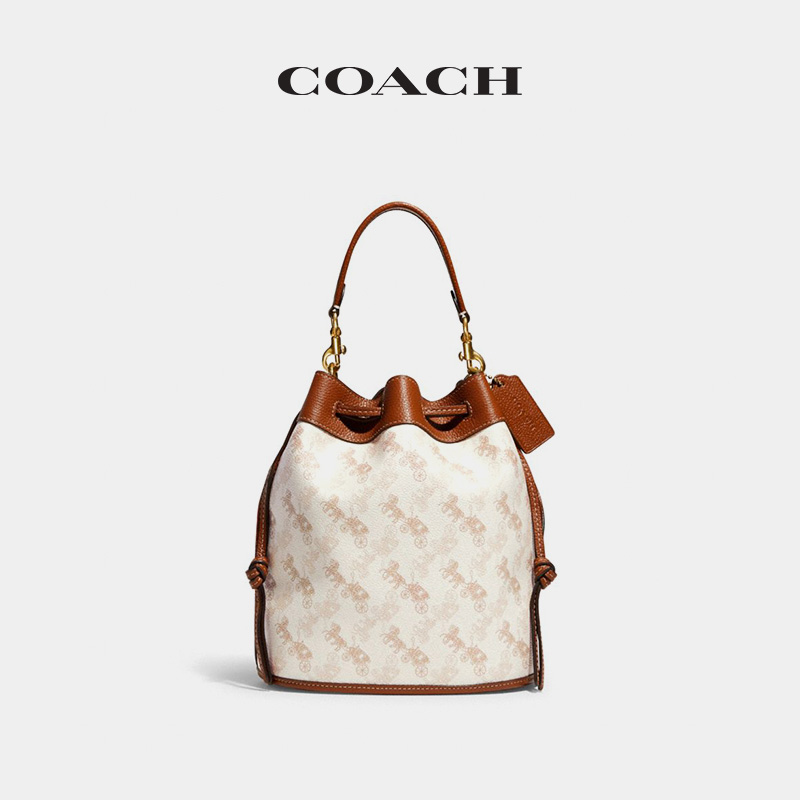 coach/蔻驰马车图案印花field水桶包 4500元