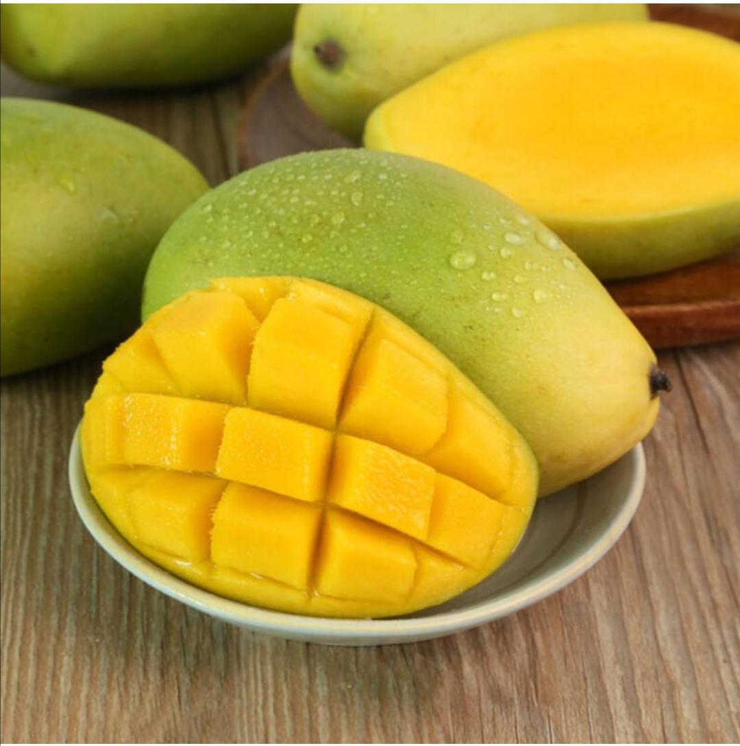 甄新鲜小金煌芒果10斤箱